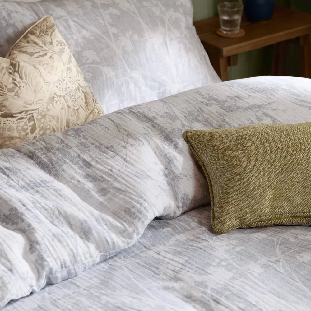 Voyage Maison Braeflower Reversible 100% Cotton Duvet Cover Set in Pale Blue 2