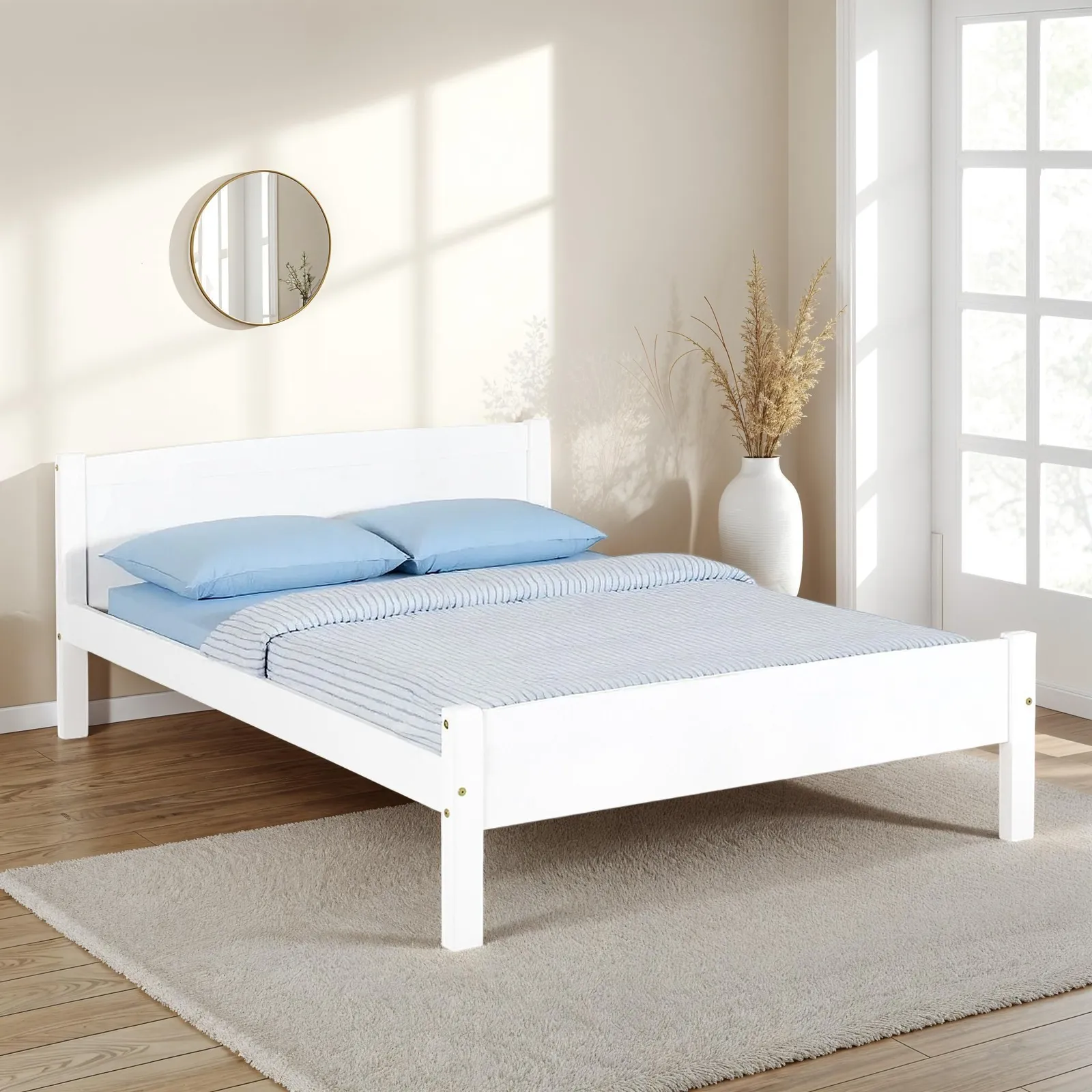 Seconique Amber 4'6" Double Bed in White 2