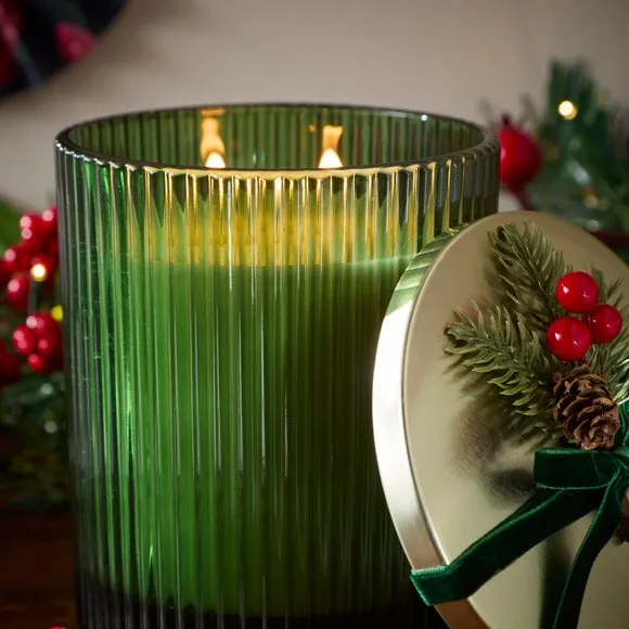 Winter Berries Candle 2