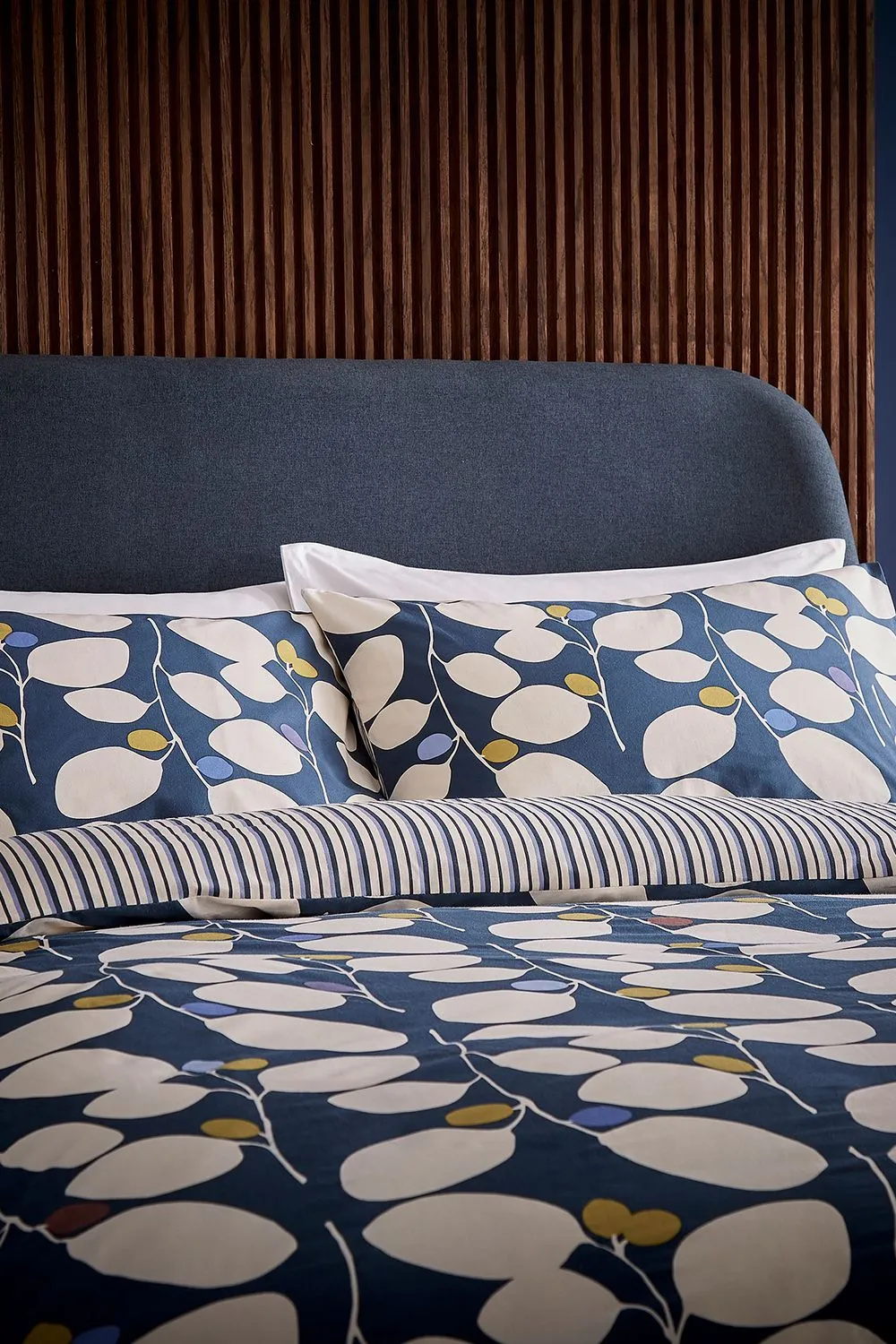 Helena Springfield 'Althea' Cotton Duvet Cover Set in Navy 2