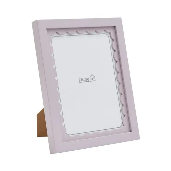 Remi Scalloped Photo Frame 3