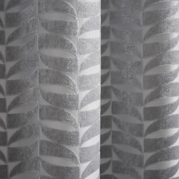 Curtina Kendal Jacquard Eyelet Curtains 3