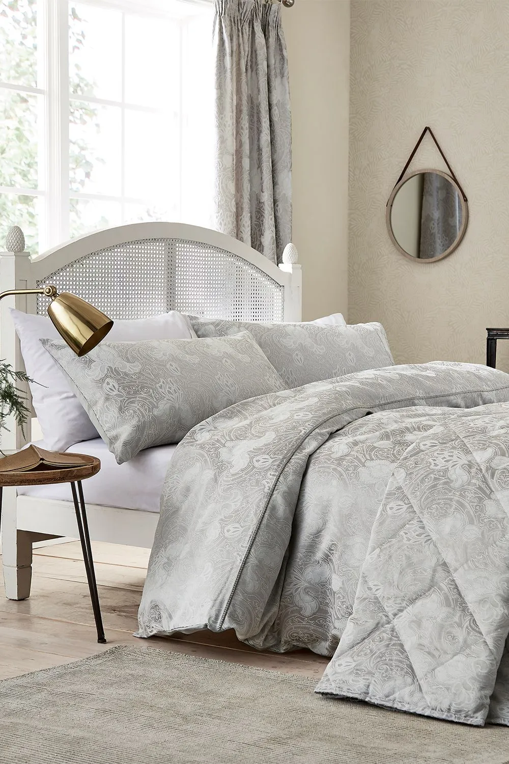 Sanderson 'Ashbee' Duvet Cover Set in Silver