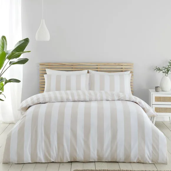 Catherine Lansfield Cove Stripe Duvet Cover and Pillowcase Set 1