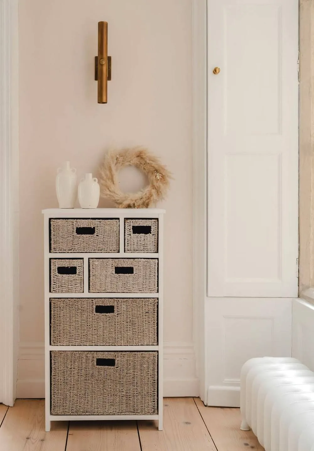 Statement Furniture Tetbury 6 Drawer Storage Unit- White with Whitewash Seagrass Baskets 5