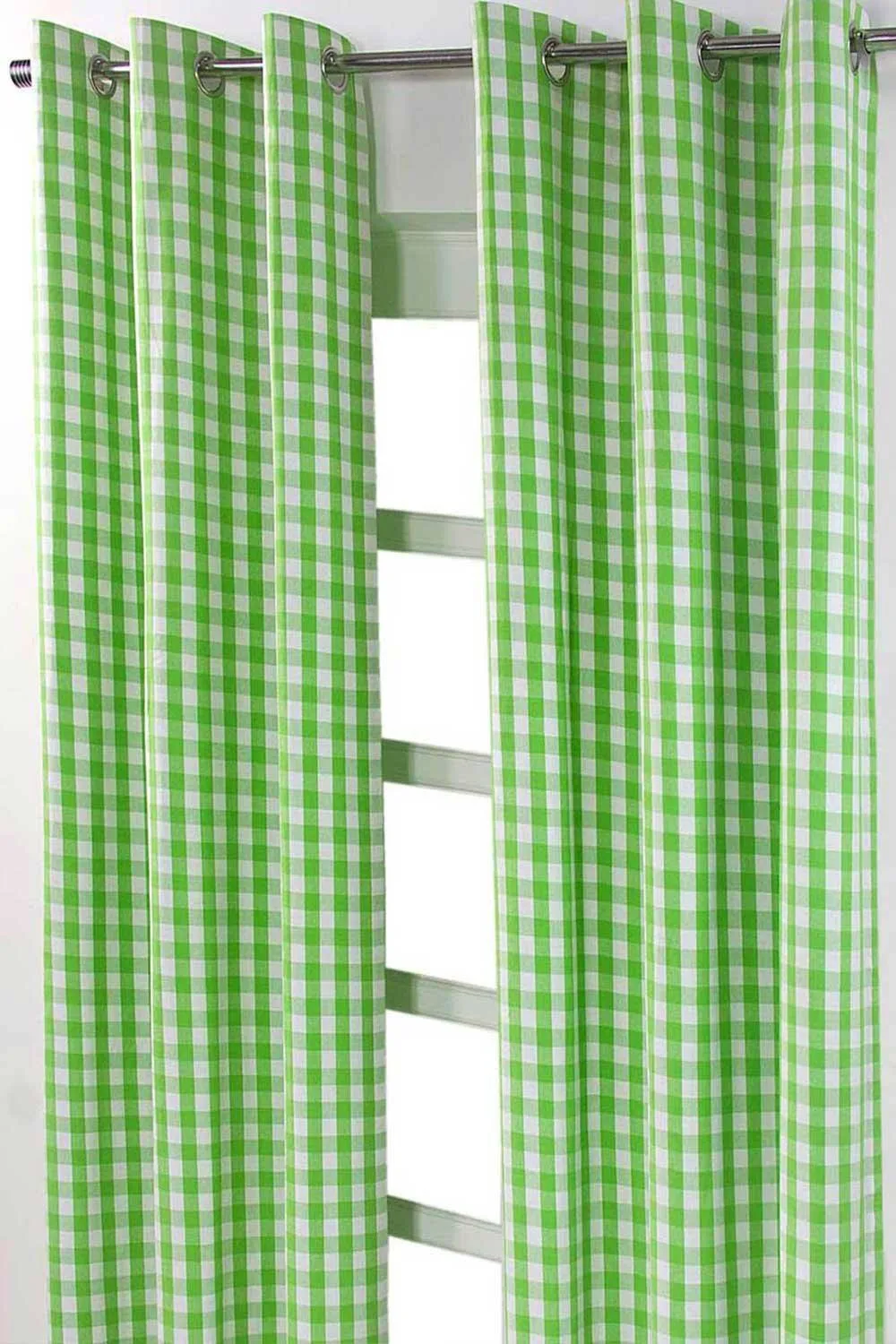 Homescapes Cotton Block Check Gingham Eyelet Curtain Pair in Green 2