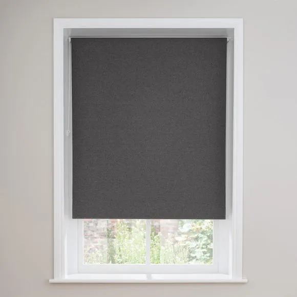 Luna Blackout Roller Blind 3