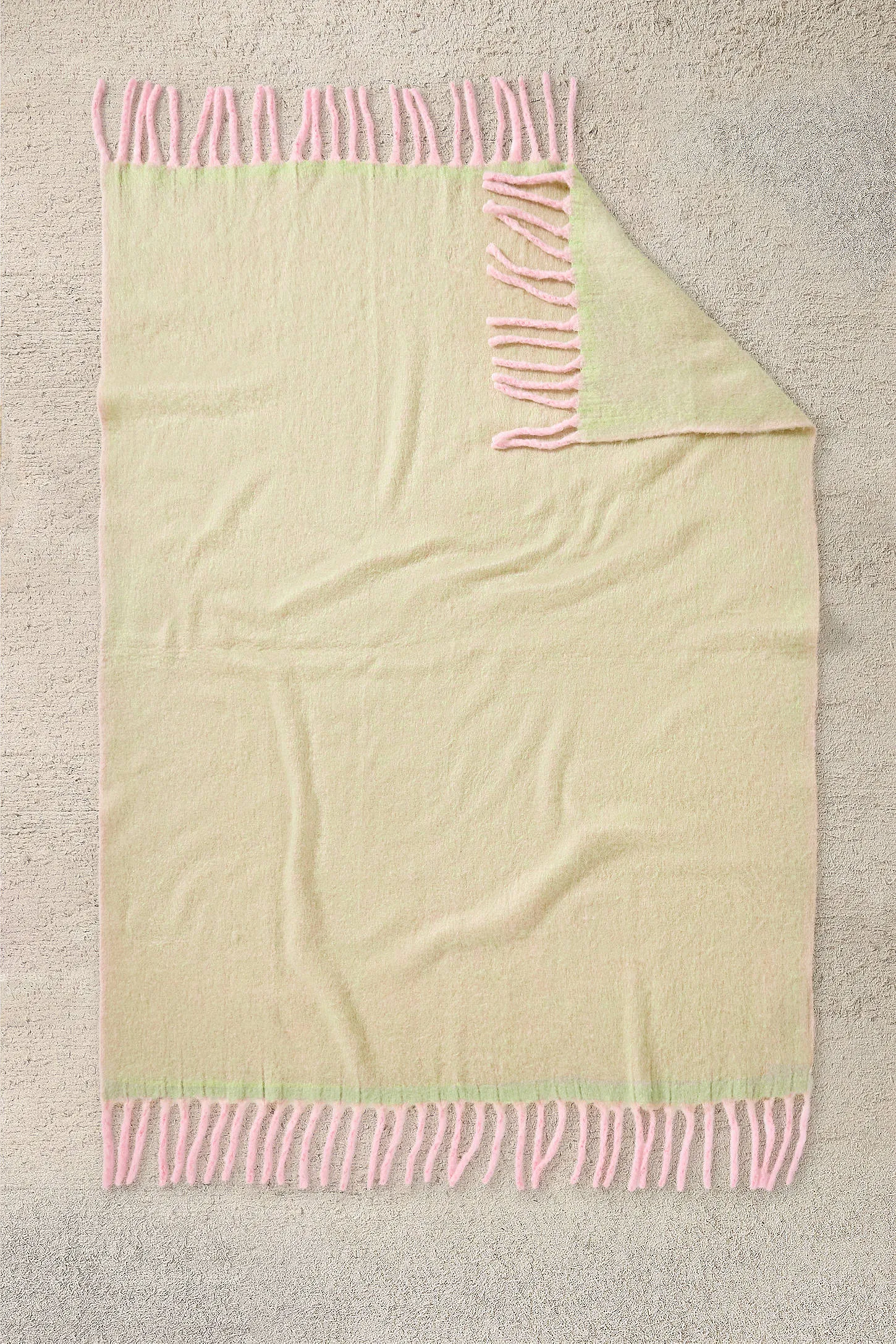 Cosy Two-Tone Throw - Light Green 3