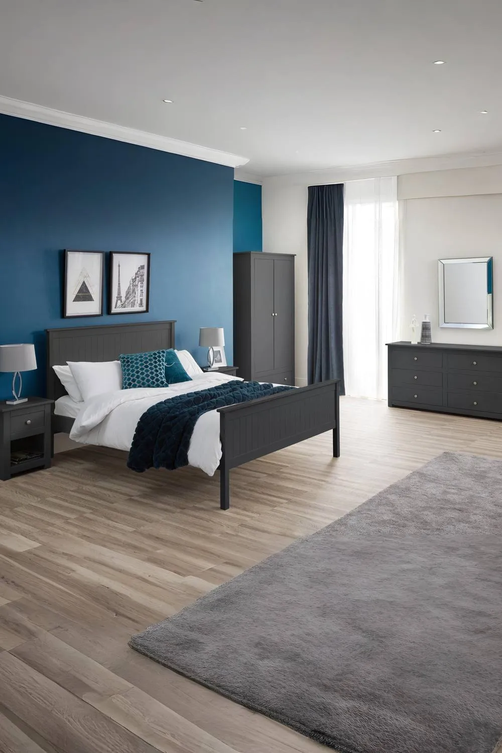 Julian Bowen Radley 4 Drawer Chest in Dark Grey 2