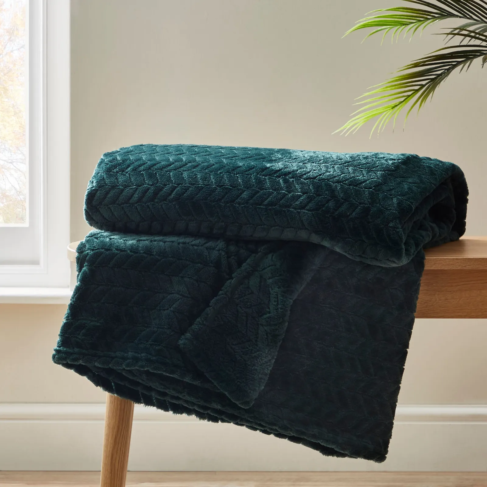 Amelia 200cm x 200cm Throw Green