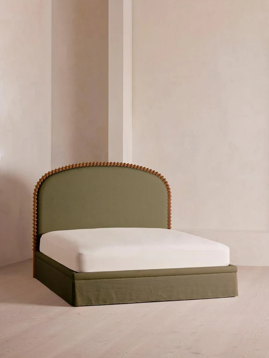 Mika Bed, King, Linen, Sage