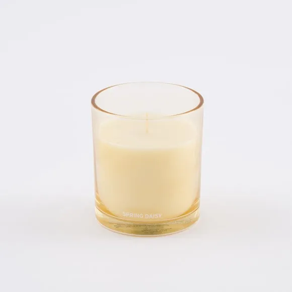 Springtime Daisy Candle 4