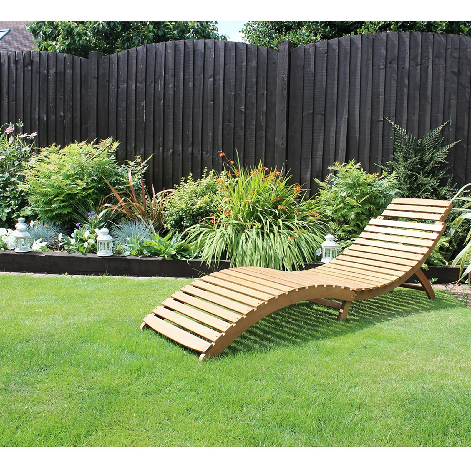 Acacia Folding Curved Wooden Lounger Natural