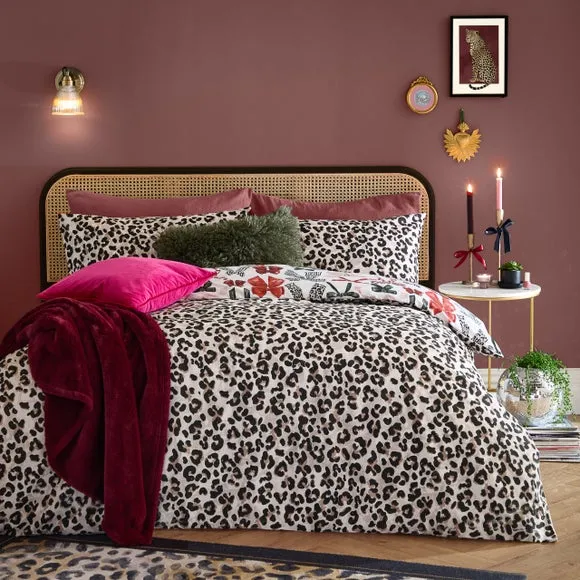 Furn. Mila Bows Brushed Polycotton Duvet Cover & Pillowcase Set 2