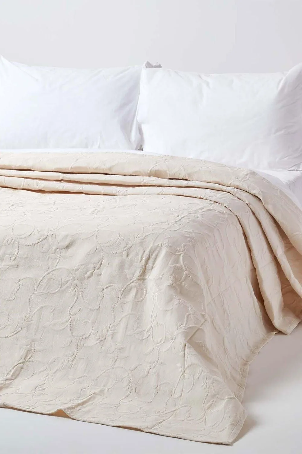 Homescapes Cotton Rich Floral Pattern Bedspread in Cream 1