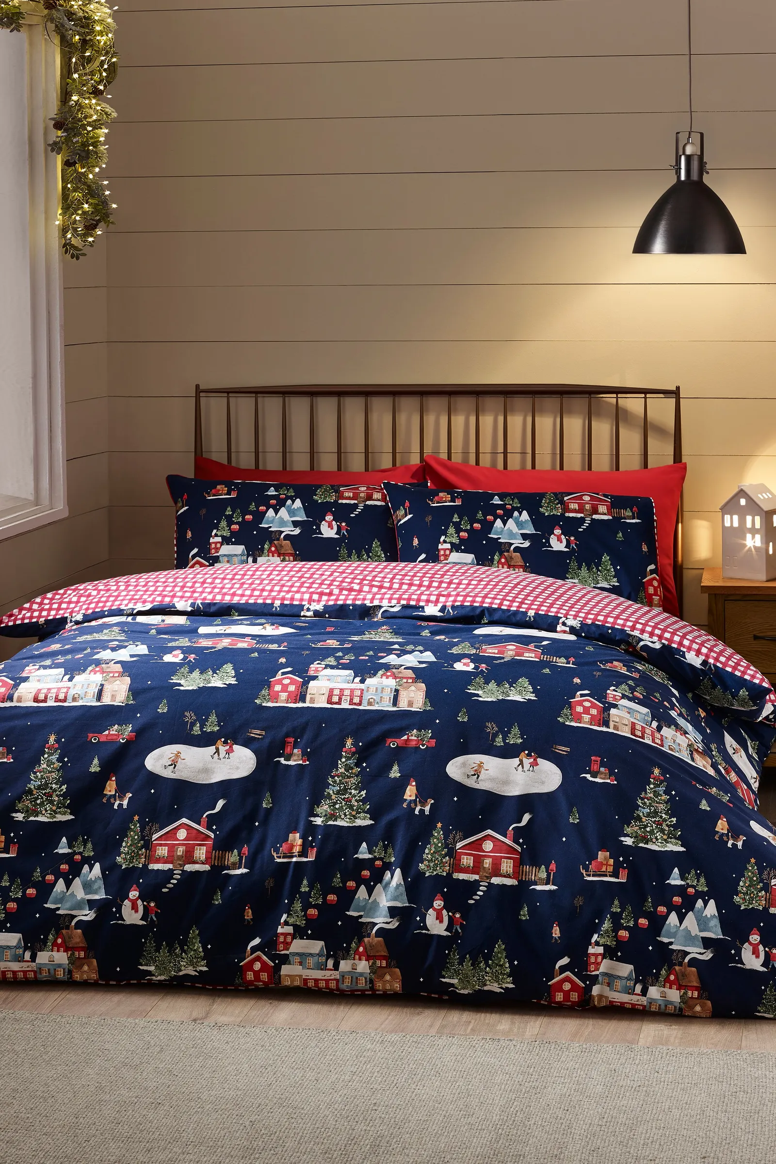 Catherine Lansfield 'Christmas Ski Village' Reversible Duvet Cover Set in Blue 1