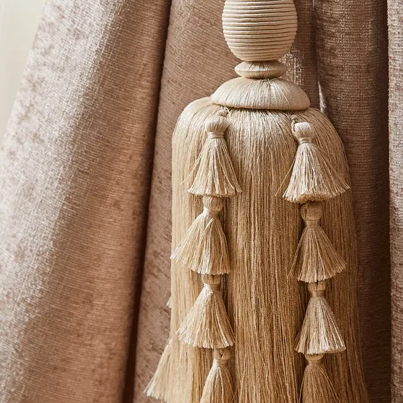 Linton Curtain Tieback 2