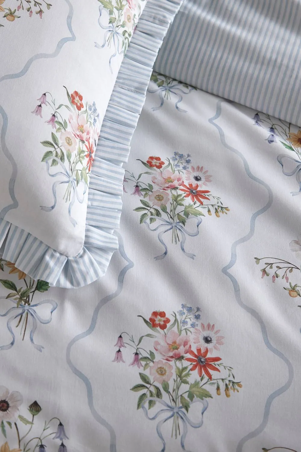 Appletree 'Floral Bouquet' 100% Cotton Duvet Cover Set 3