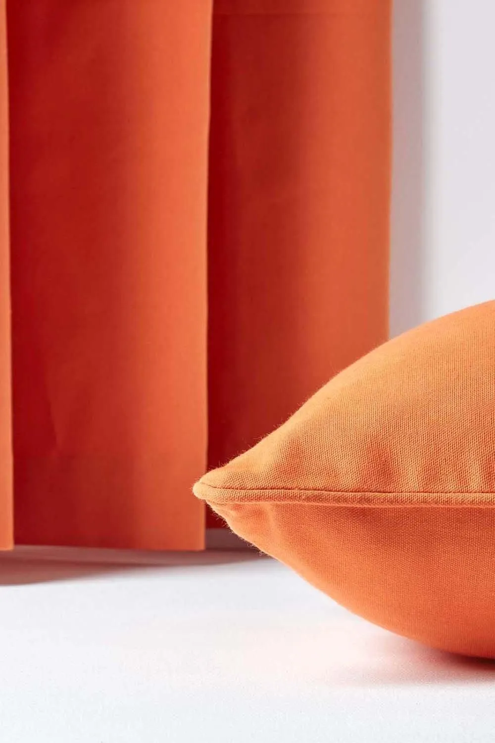 Homescapes Cotton Plain Cushion Cover in Burnt Orange 5