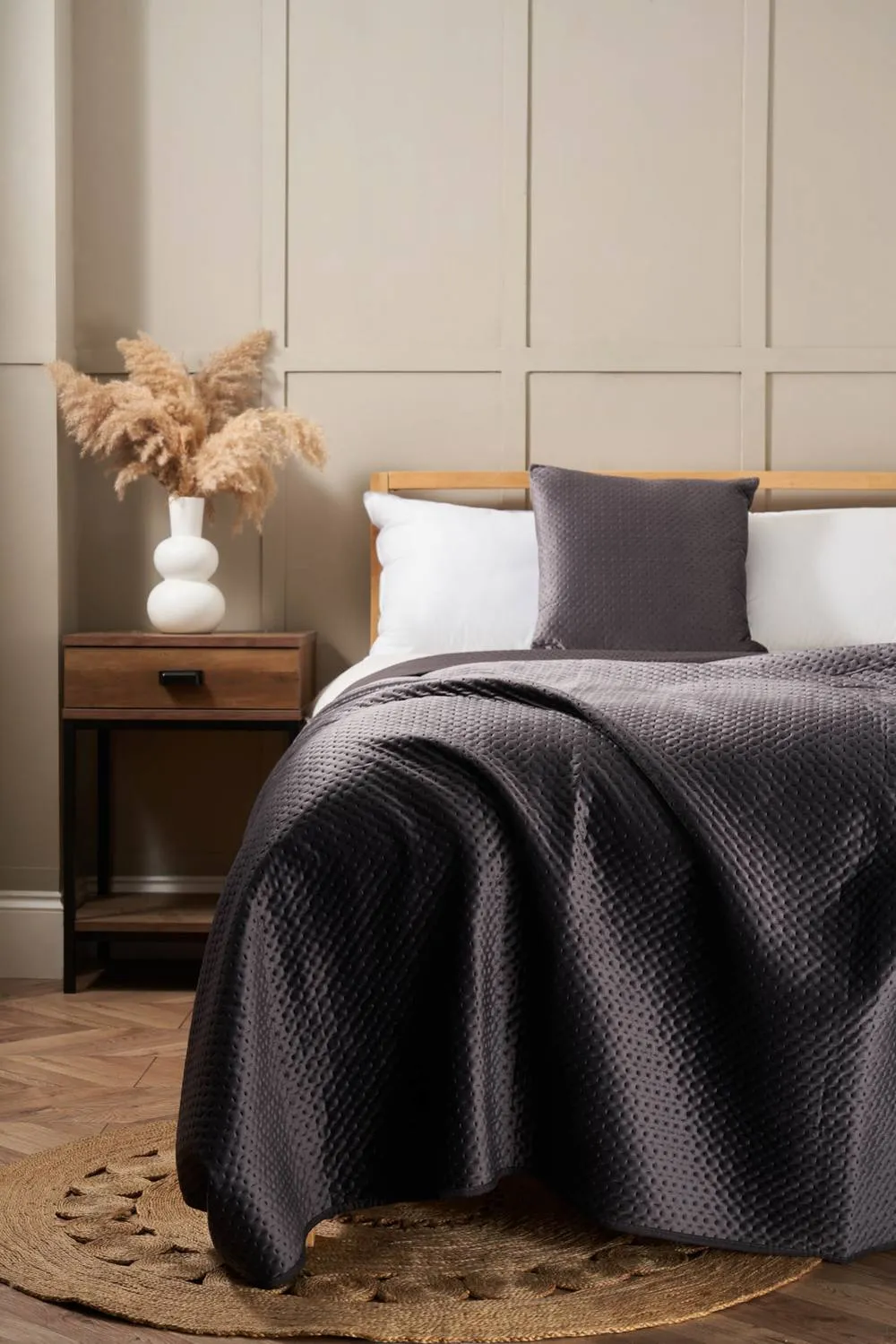 BHS Liso Bedspread in Grey 1