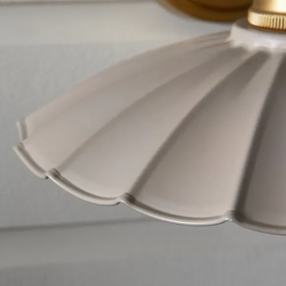 Maya Scallop Wall Light 3