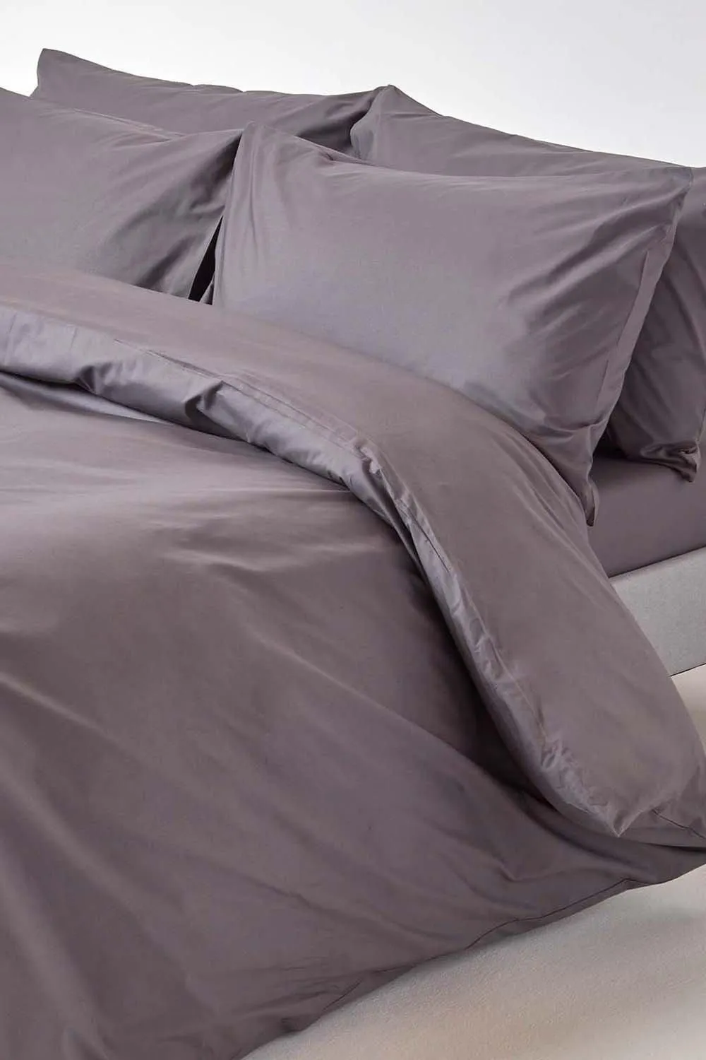 Homescapes Egyptian Cotton Flat Sheet 200 Thread Count in Dark Grey 4