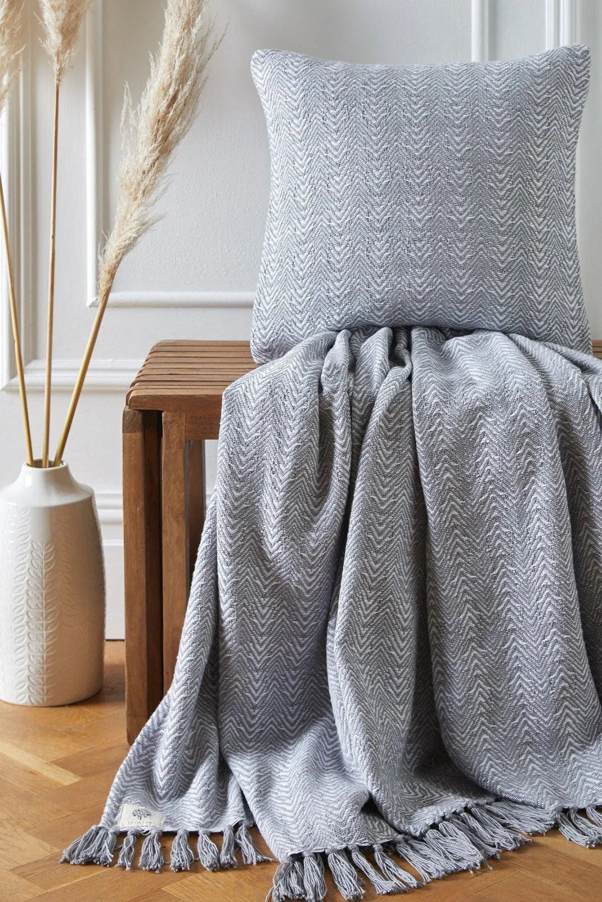Appletree 'Herringbone' Filled Cushion 100% Cotton With Textured Weave in Silver 4