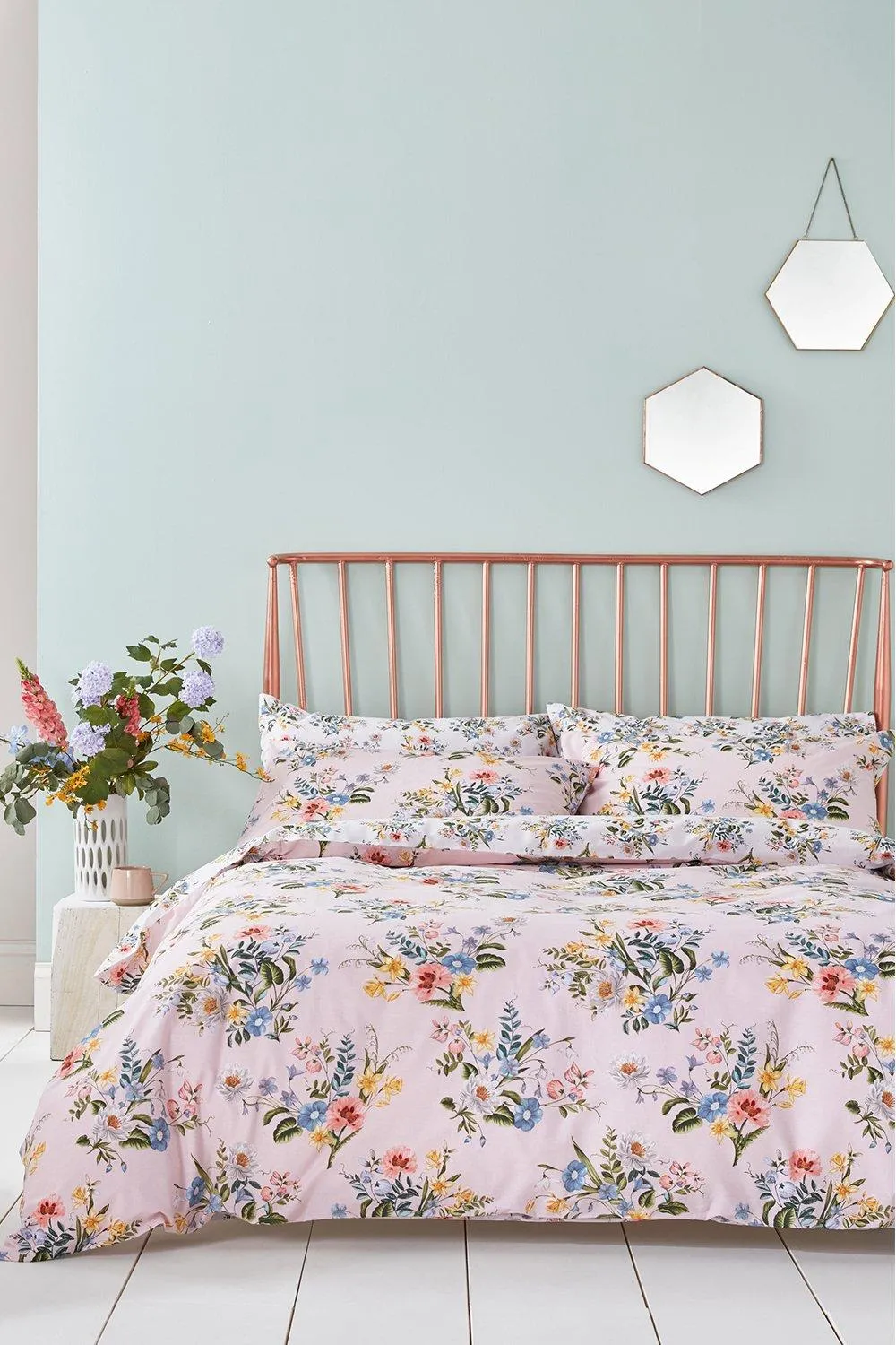 Botanical Vintage Bloom Single Duvet Set