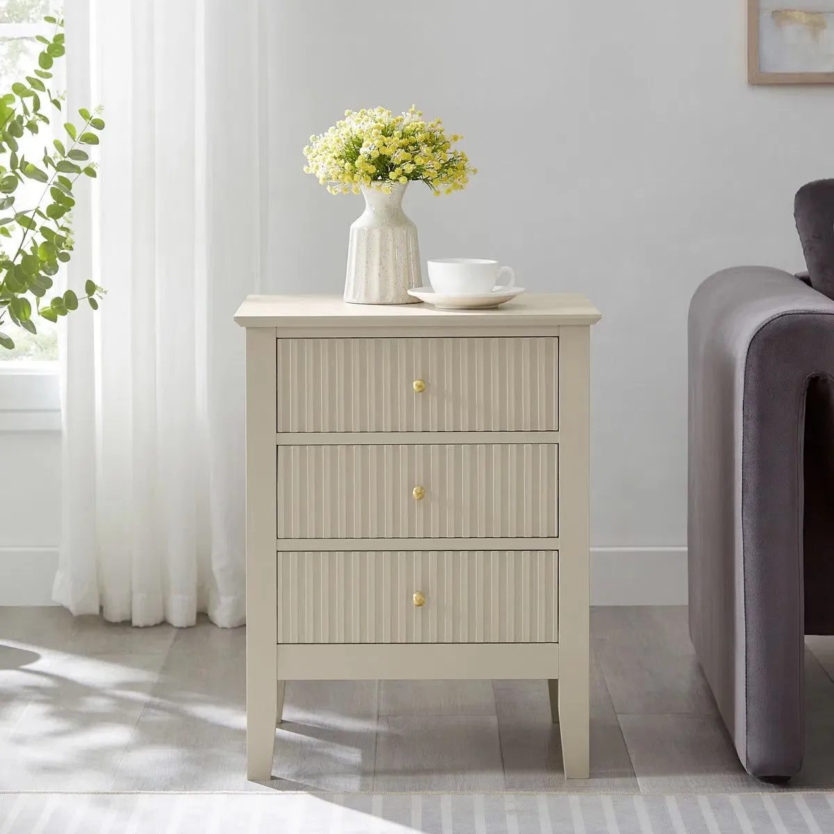 Melody Maison 6 Drawer Chest Of Drawers, Tall 5 Drawer Bedside Table & Pair Of 3 Drawer Bedside Tables - Hales Taupe Range in Beige 5