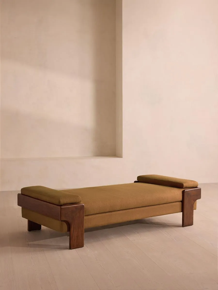 Marcia Daybed, Linen, Ochre