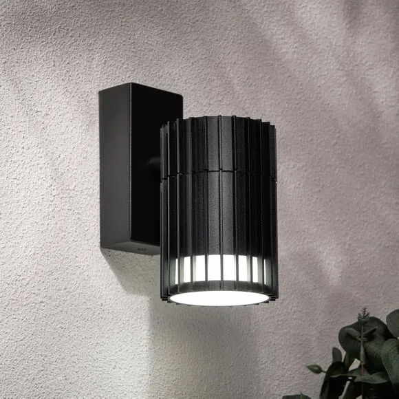 Muto Ribbed Outdoor Wall Light