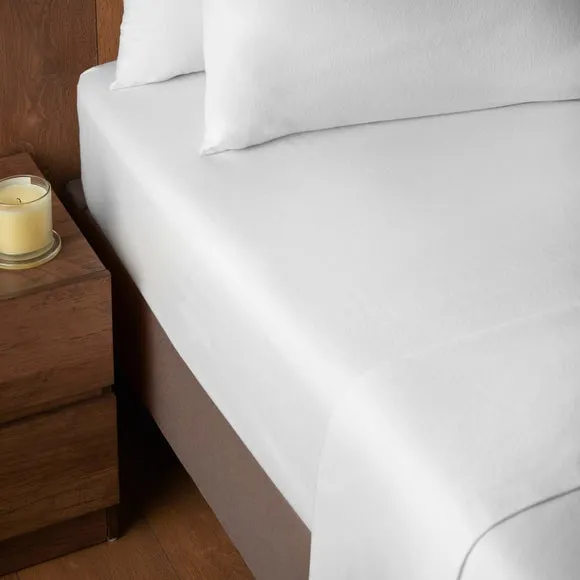 Soft & Cosy 100% Brushed Cotton Fitted Sheet 1