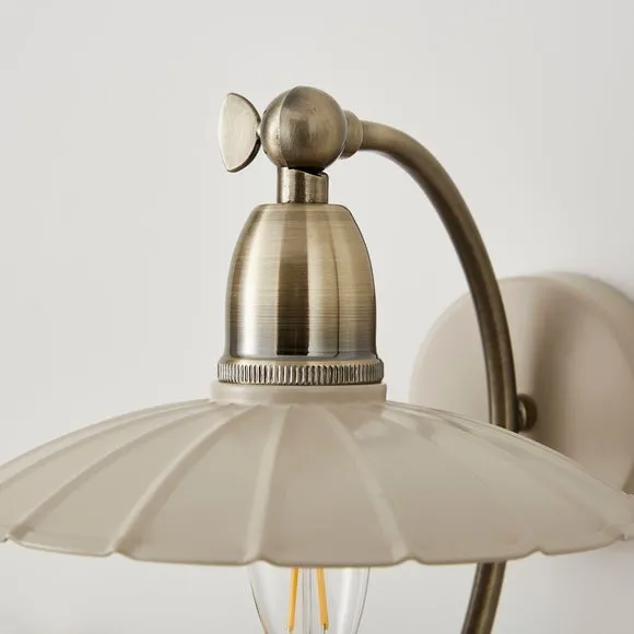 Maya Scallop Wall Light 4