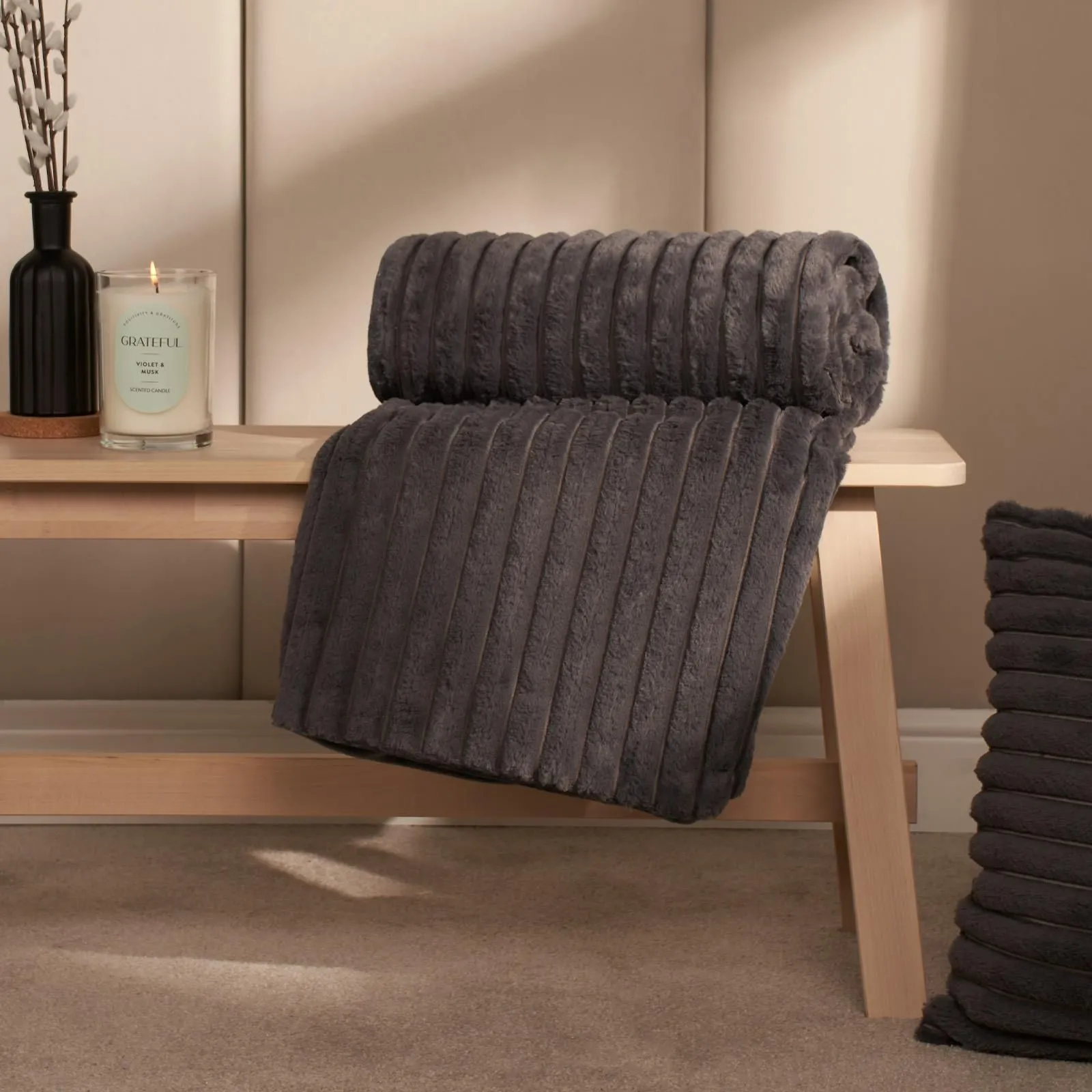 OHS Faux Fur Ribbed Fleece Throw Over Bed Blanket Winter Warm Supersoft in Charcoal