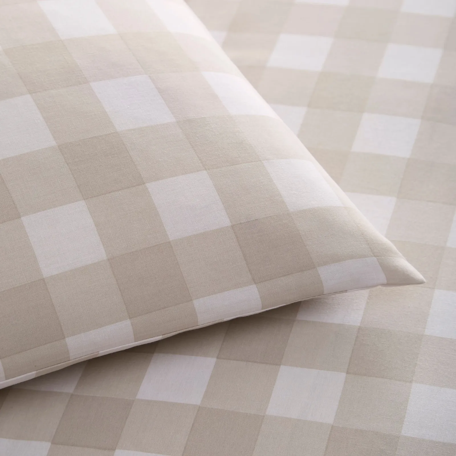 Portfolio Home Gingham Check Bedding Duvet Cover Quilt Set with Pillowcase in Brown 2