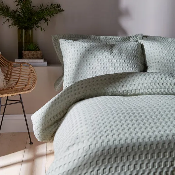 Emerson Waffle Duvet Cover and Pillowcase Set 3
