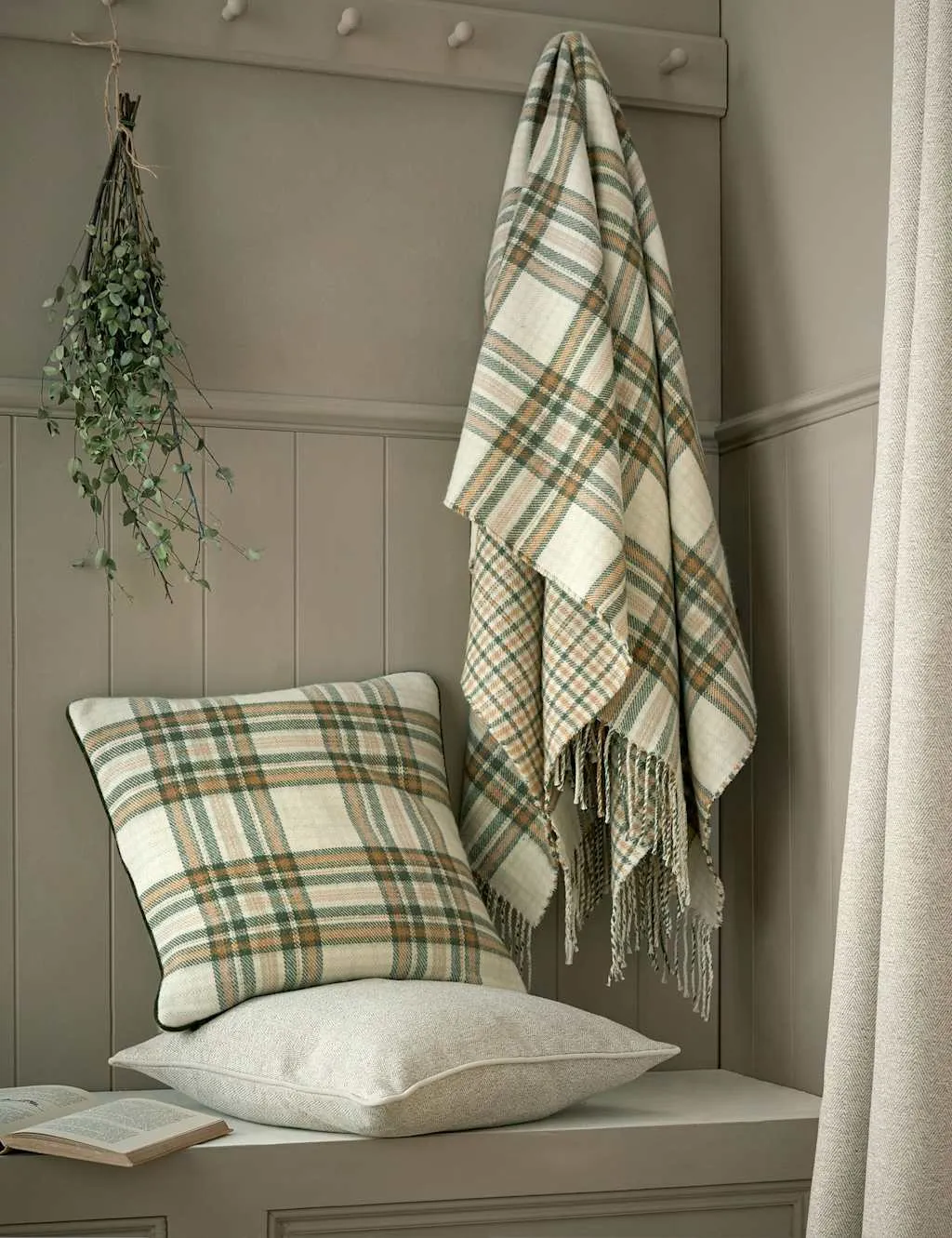 Laura Ashley Padbury Check Reversible Tassled Throw Green Mix
