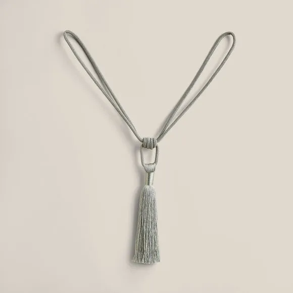 Elegant Tassel Curtain Tieback 2