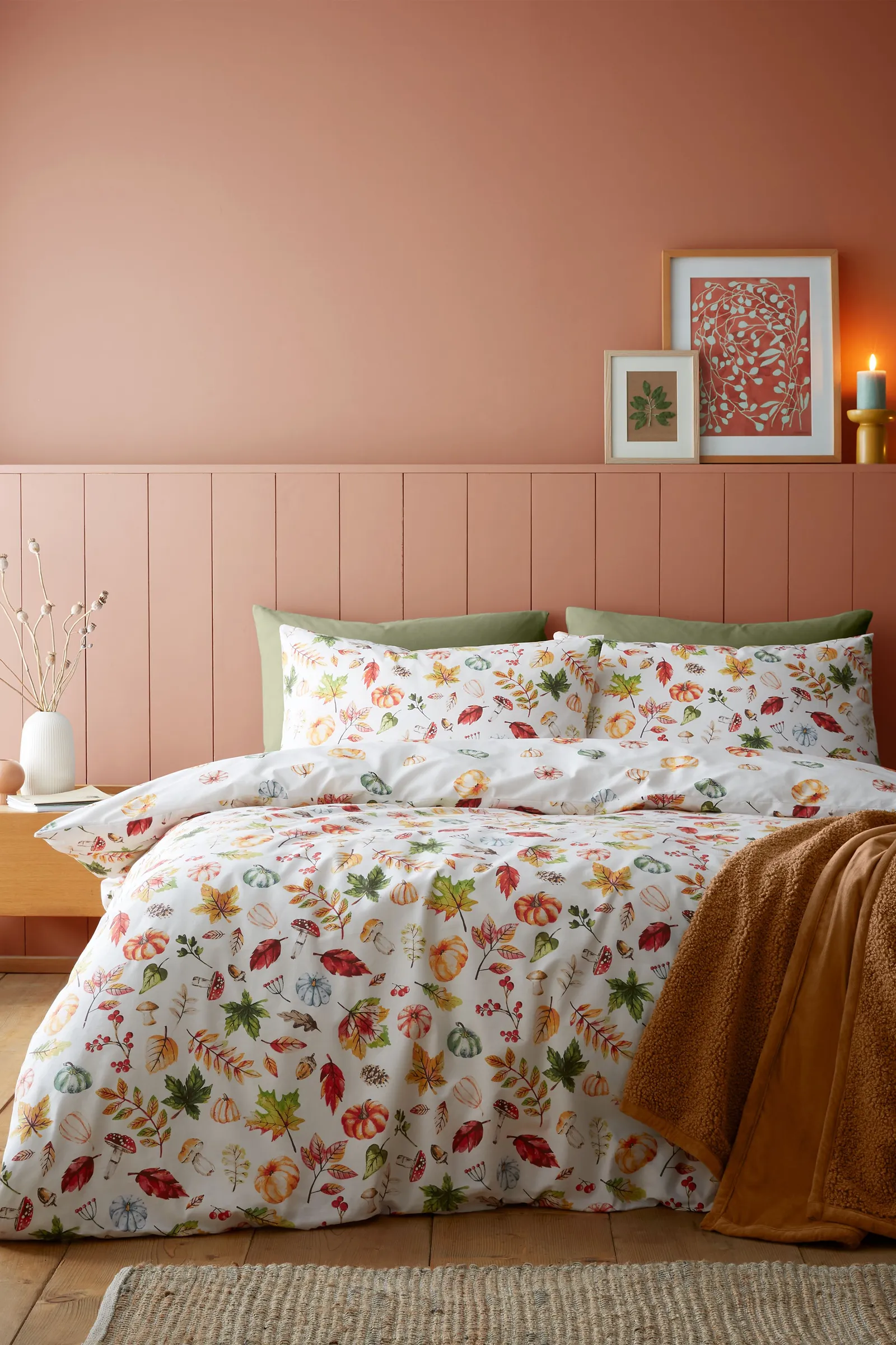 Catherine Lansfield 'Autumn Pumpkins' Reversible Duvet Cover Set in Orange