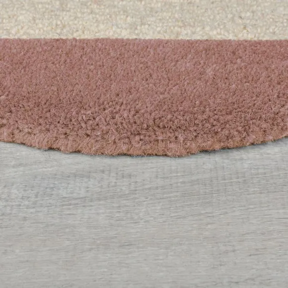 Bonnie Scallop Border Wool Runner 4