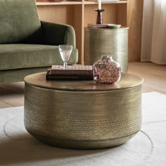 Cedar & Sage Arcata Coffee Table with Storage 1