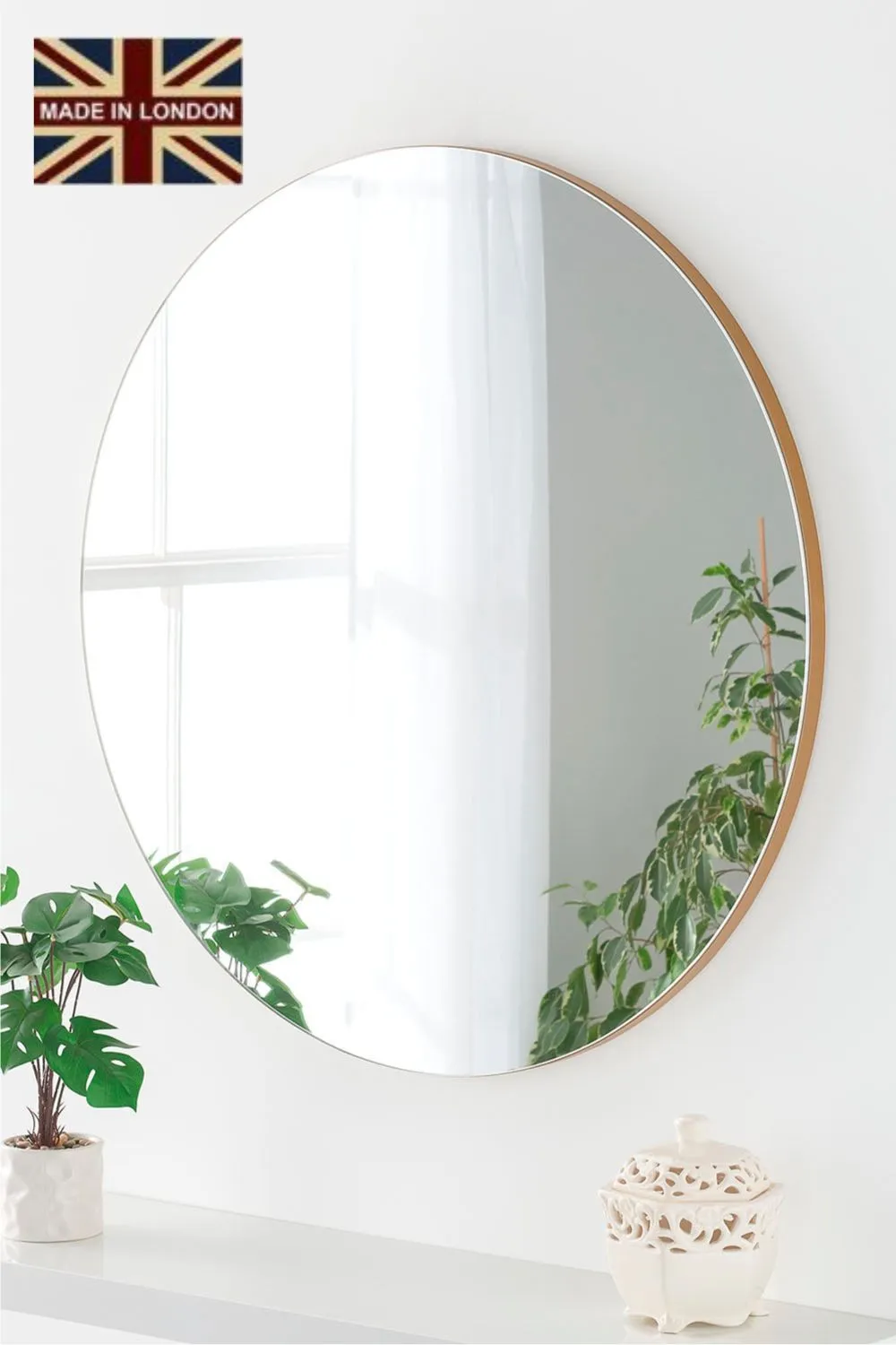 Yearn Mirrors Simple round mirror Gold 50cm