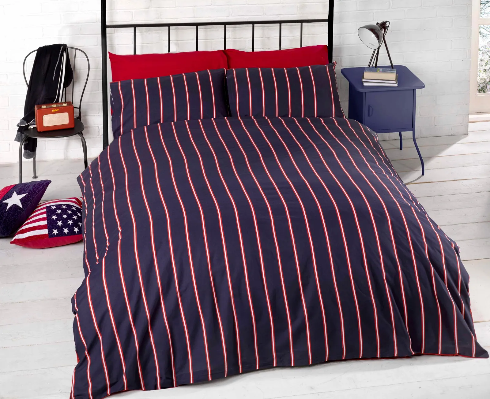Rapport Home Don't Wake Me Up Polycotton Reversible Duvet Cover Set with Pillowcase in Navy 2