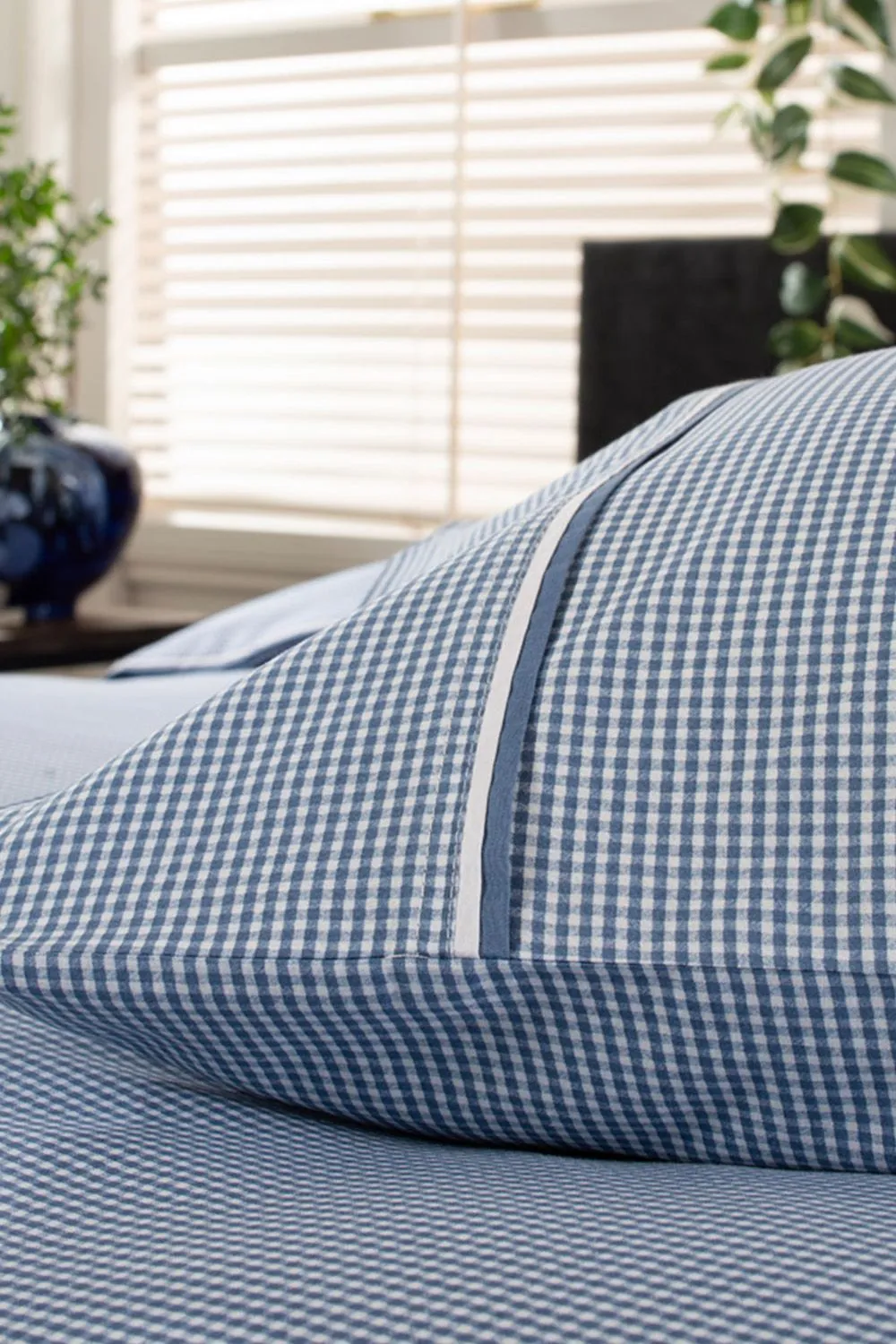 The Lyndon Company Gingham Duvet Cover Set - Soft & Breathable Cotton with Double Piped Edges in Blue 2