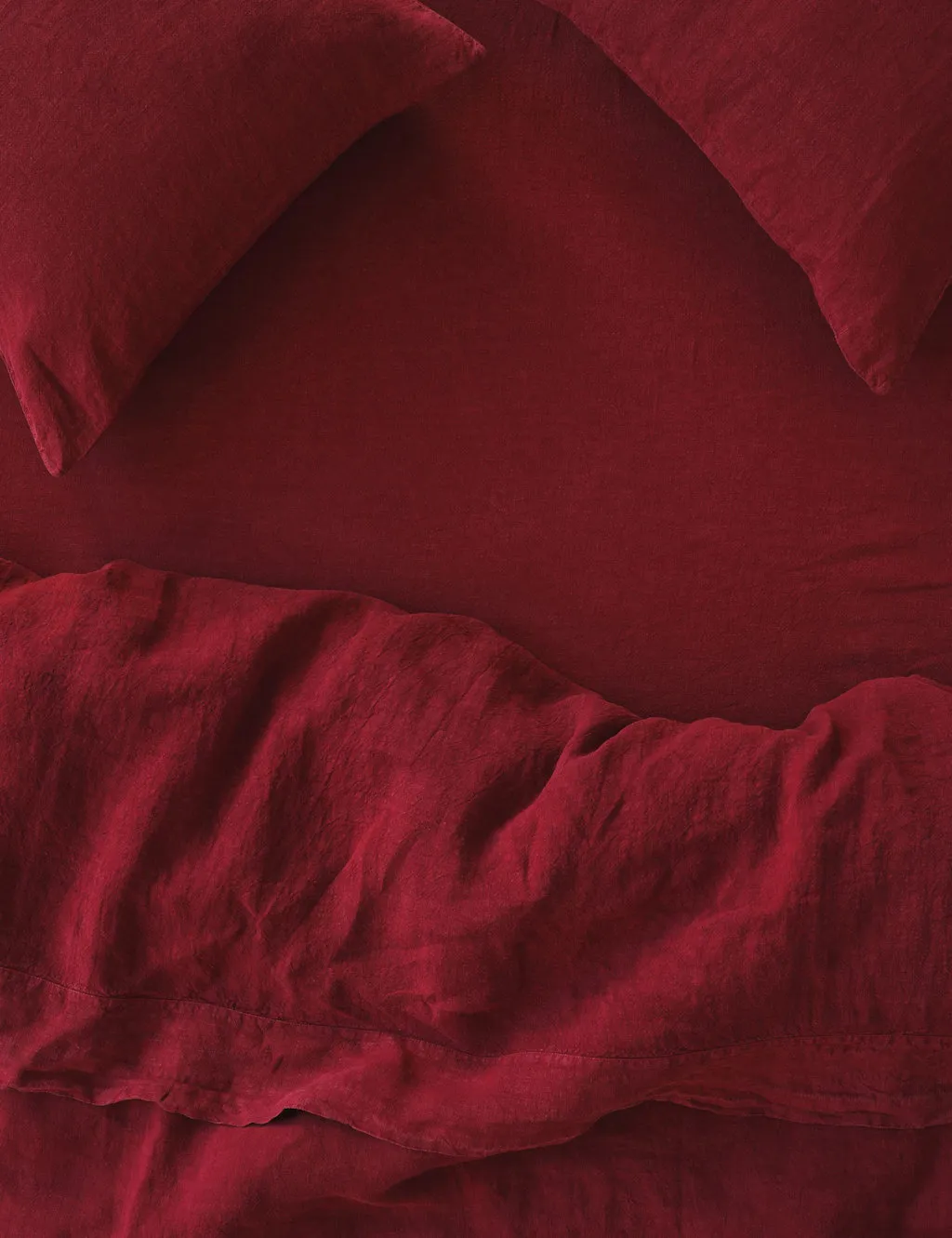 Piglet In Bed Pure Linen Fitted Sheet Red