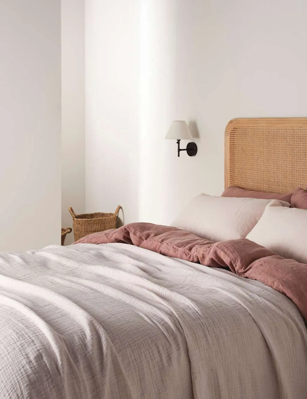 Bedfolk Linen Cotton Blend Textured Throw Soft Pink
