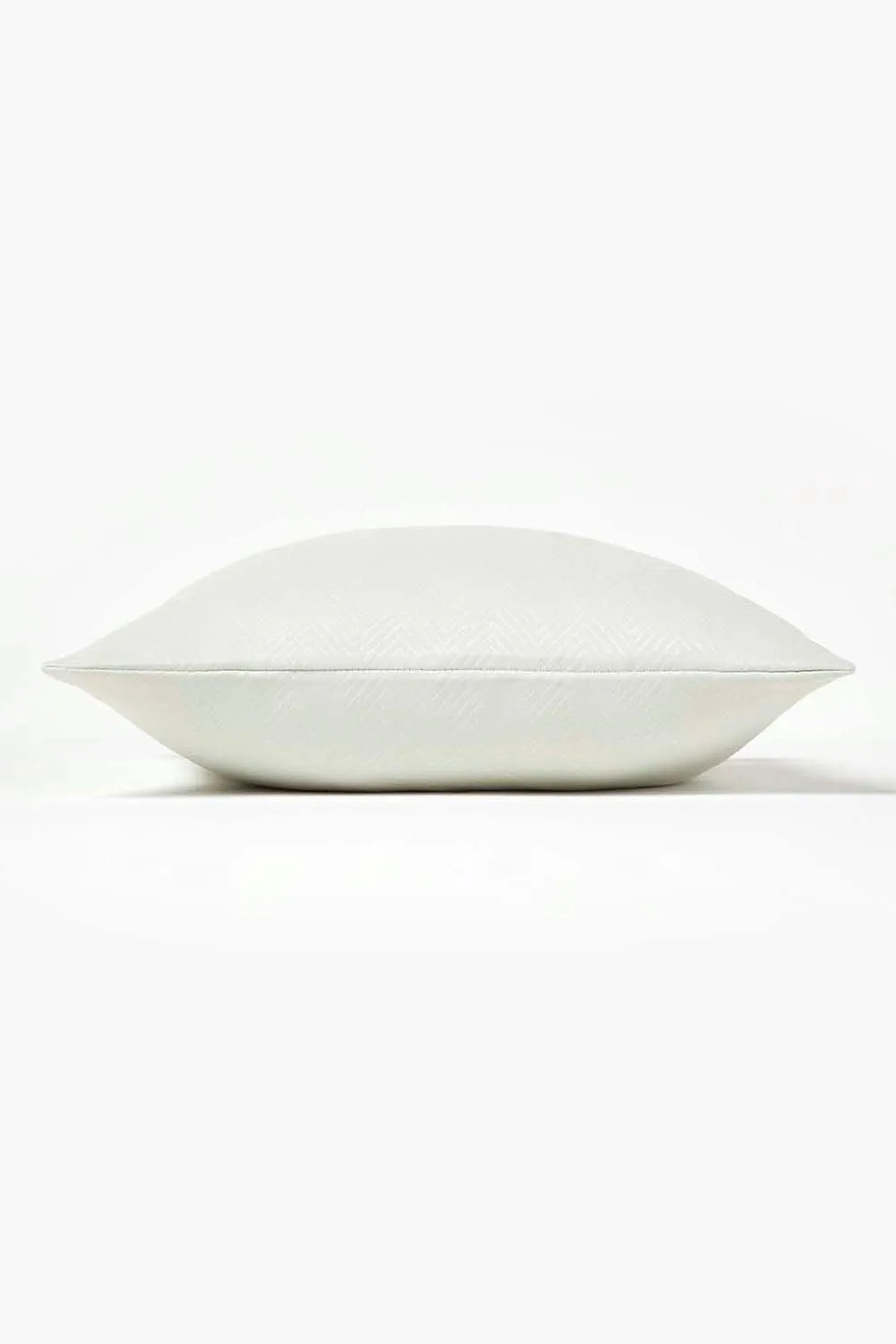 Homescapes Herringbone Cushion Cover in Ivory 3