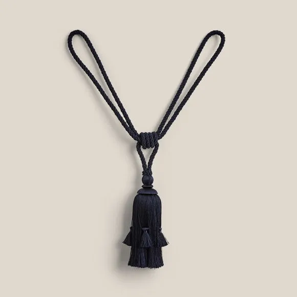 Hardwick Tassel Curtain Tieback 2