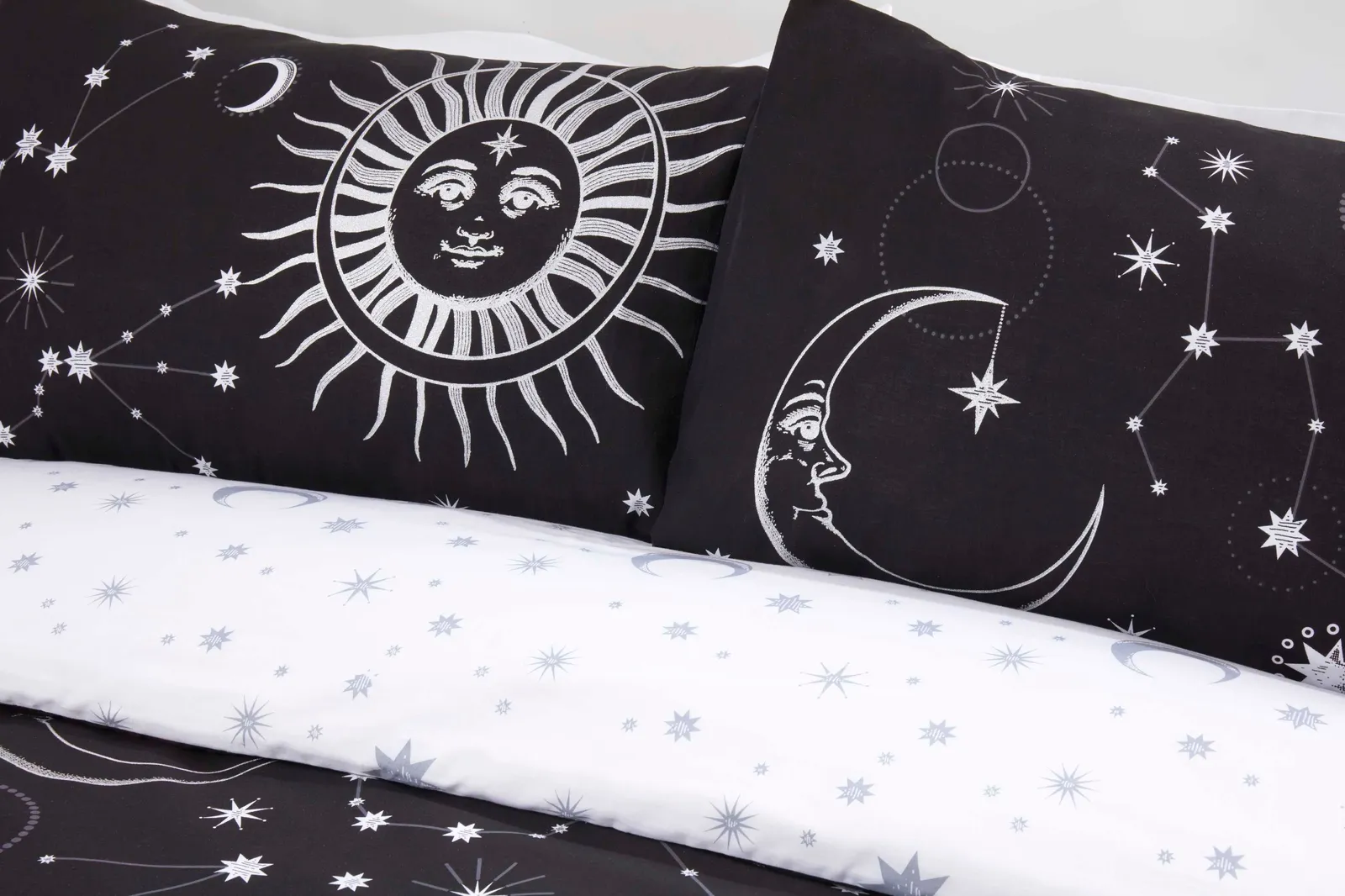 Rapport Home Celestial Stars Polycotton Reversible Duvet Cover Set with Pillowcase in Black 2