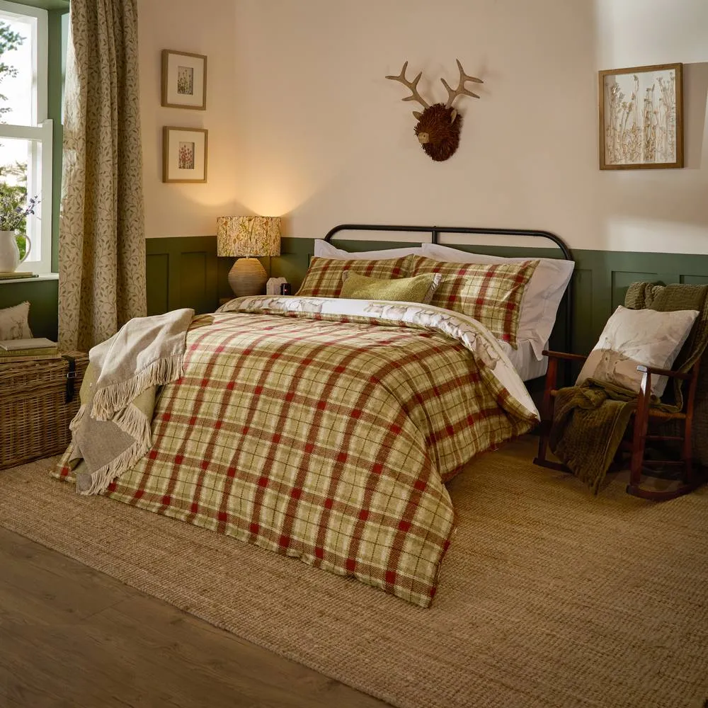 Voyage Maison Moorland Stags 100% Cotton Reversible Duvet Cover Set 5